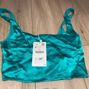 Zara - green crop top with tags